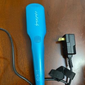 Head Kandy straightening brush